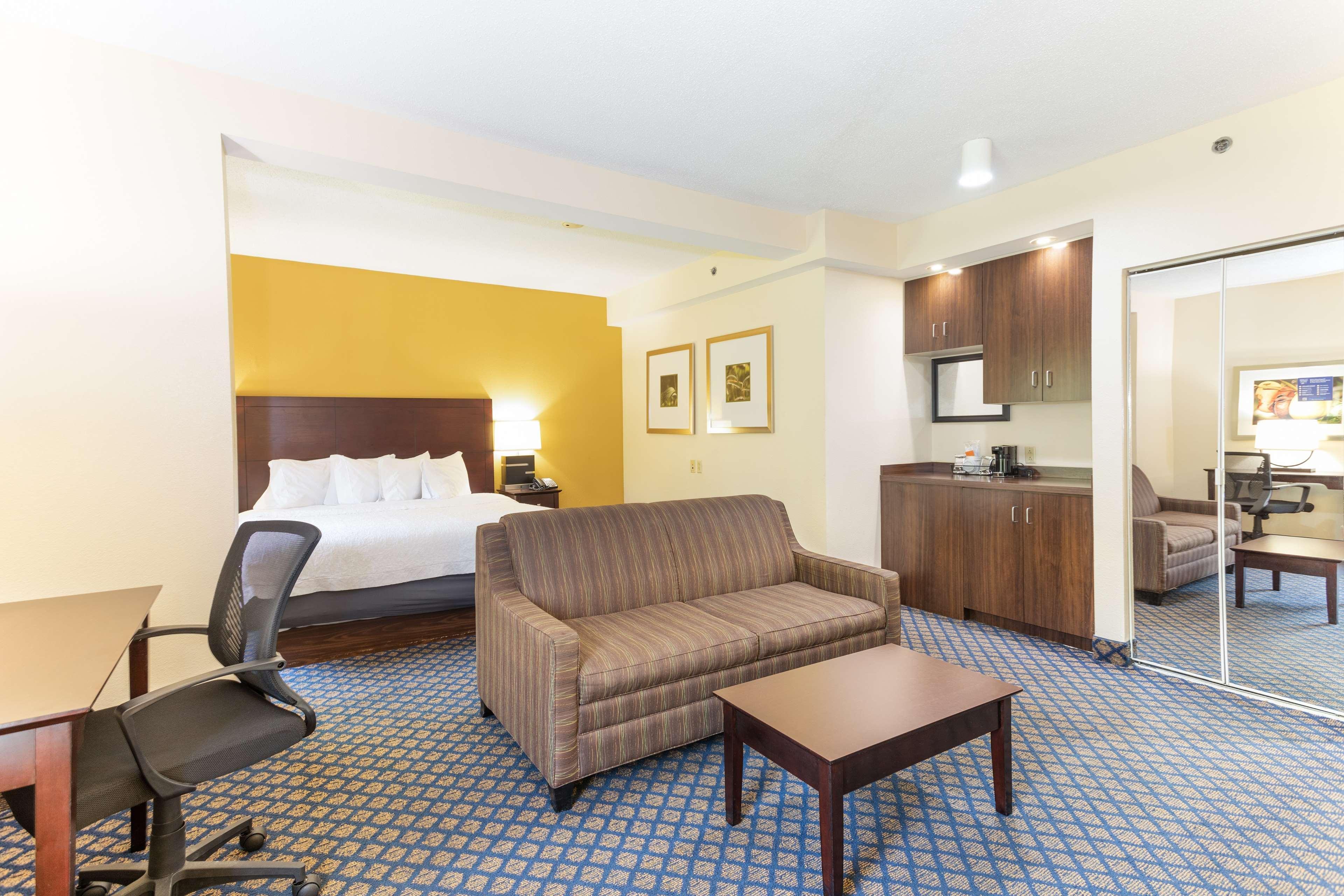Hampton Inn Petersburg-Fort Gregg Adams Esterno foto